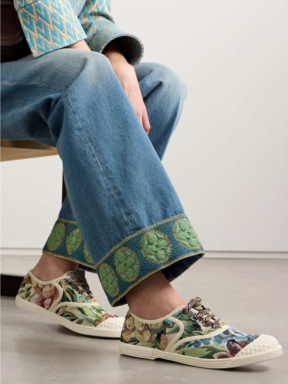 Valentino Garavani Bay by Bay Metallic Floral Jacquard Sneakers Size 35 EU NWOB